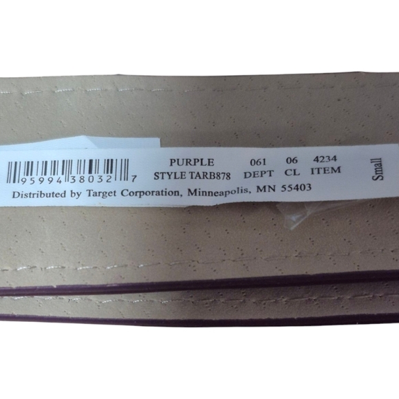 Wild Fable Quilted Burgundy Belt Size Sm NWOT Free With $20 Purchase - Picture 5 of 5